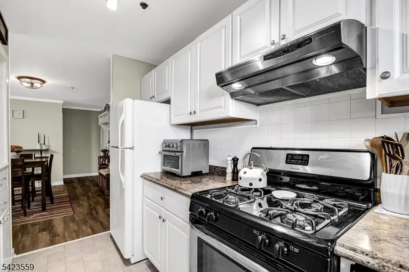 5 Center Ave #8, Morris, NJ 07960 - #3