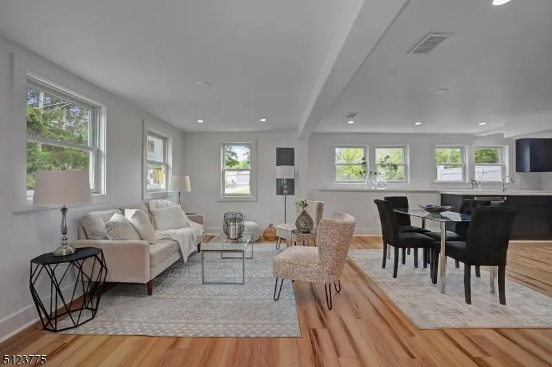 6 Brook St, Peapack And Gladstone, NJ 07977 - #3