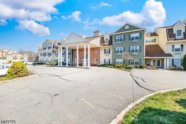 9211 Richmond Rd #211, West Milford Twp., NJ 07480