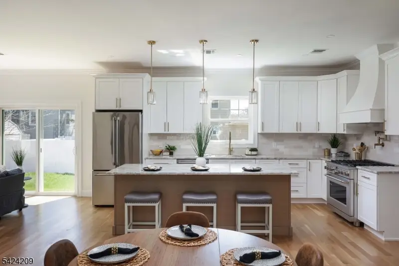 2274 Lyde Pl, Scotch Plains, NJ 07076 - #3