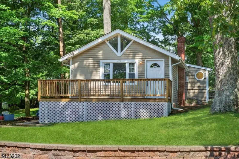 210 Nariticong Ave, Hopatcong, NJ 07843 - #3