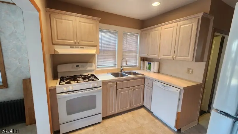 331 Sherman Ave, Teaneck, NJ 07666 - #3