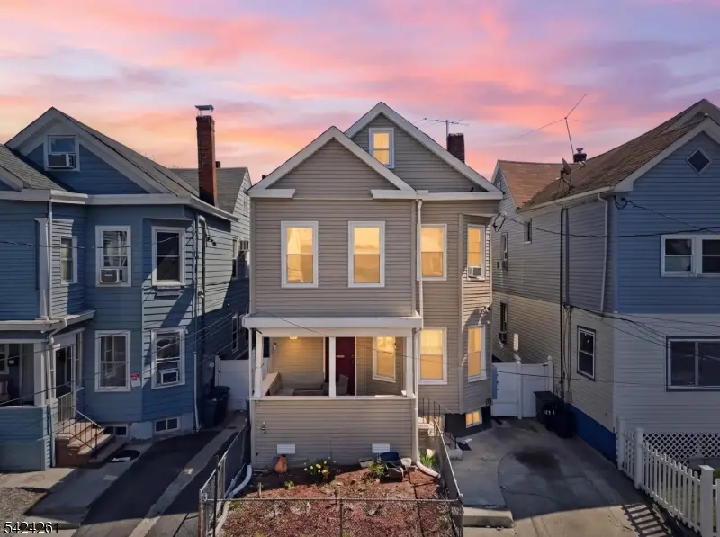 451 E 31st St, Paterson, NJ 07504 - #1