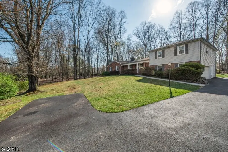 320 Reynolds Ave, Troy Hills, NJ 07054 - #2