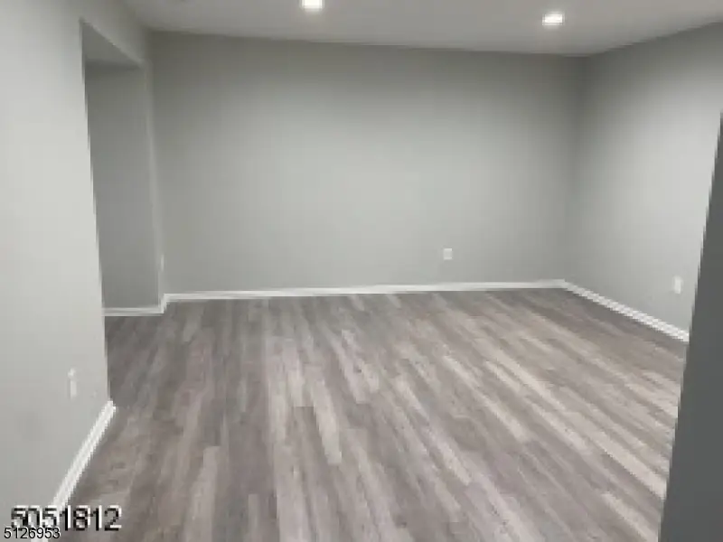 511 Dunn Cir #11, Bradley Gardens, NJ 08807 - #3