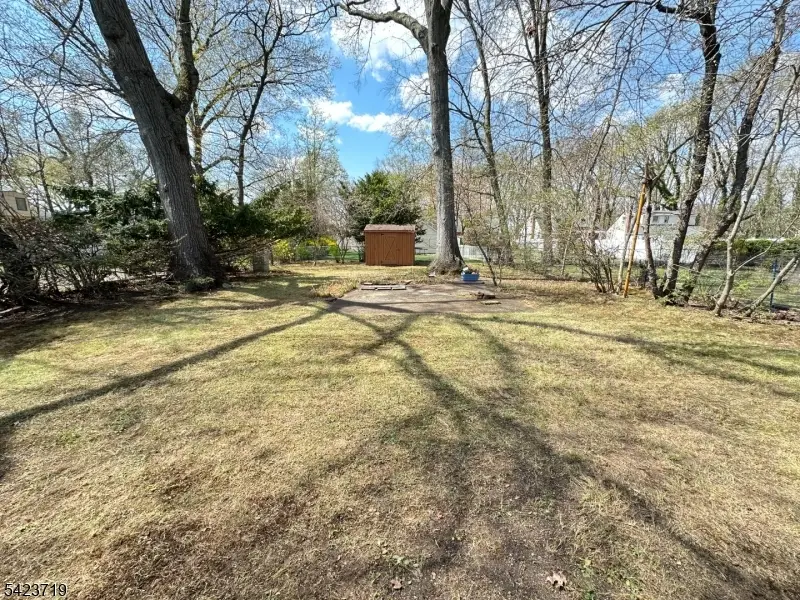 24 Willow St, Bergenfield, NJ 07621 - #2