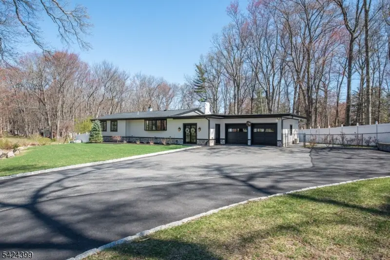 80 Park Rd, Parsippany Troy Hills, NJ 07054 - #3