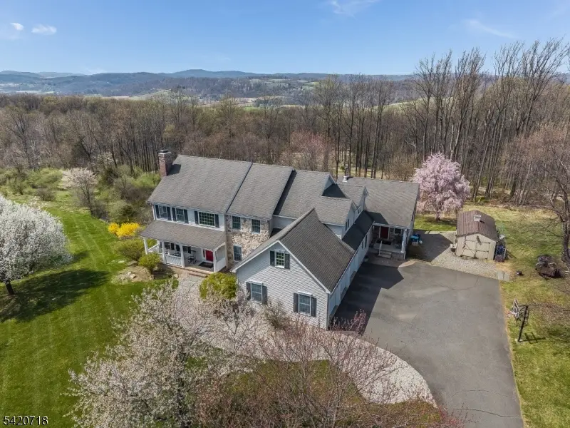 3 Norwich Ct, Holland, NJ 08848 - #2