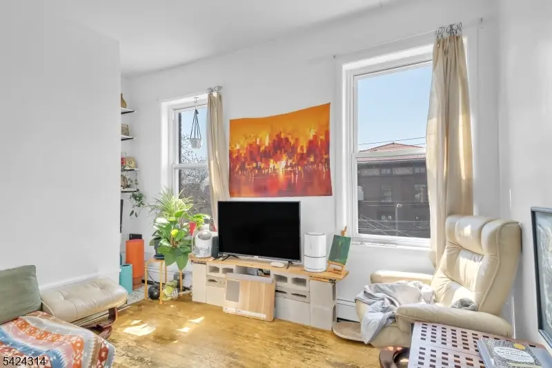 61 Victoria Ave, Newark, NJ 07104 - #3