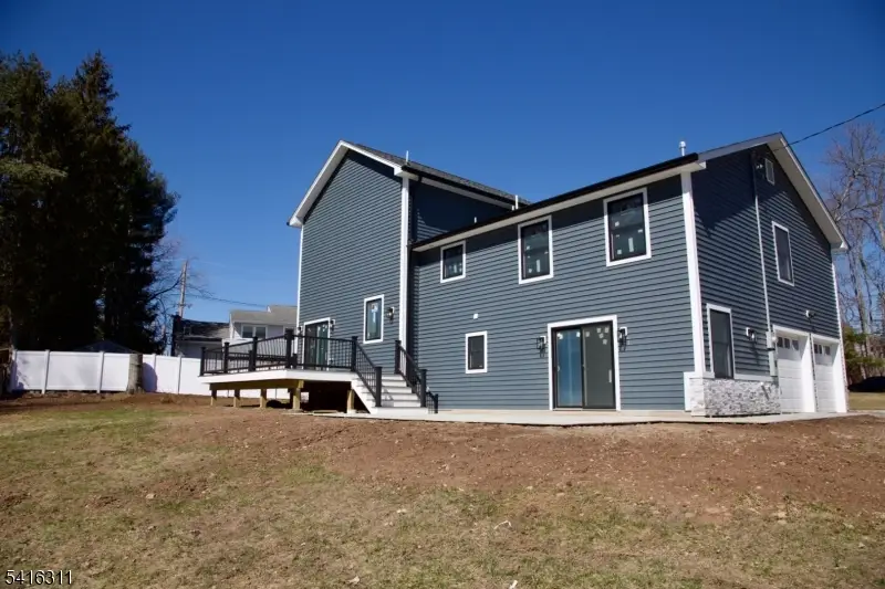 3 Cambridge Rd, East Hanover, NJ 07936 - #2