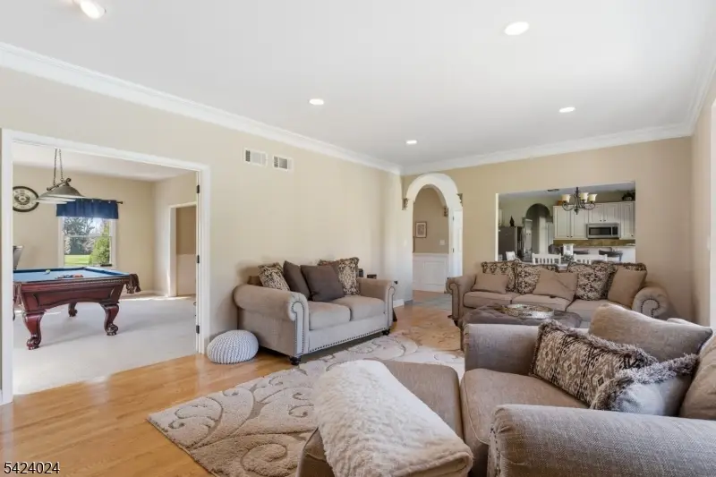 212 Fairfield Ln, Blackwells Mills, NJ 08844 - #3