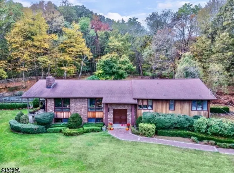 121 Doremus Rd, Oak Ridge, NJ 07438 - #1