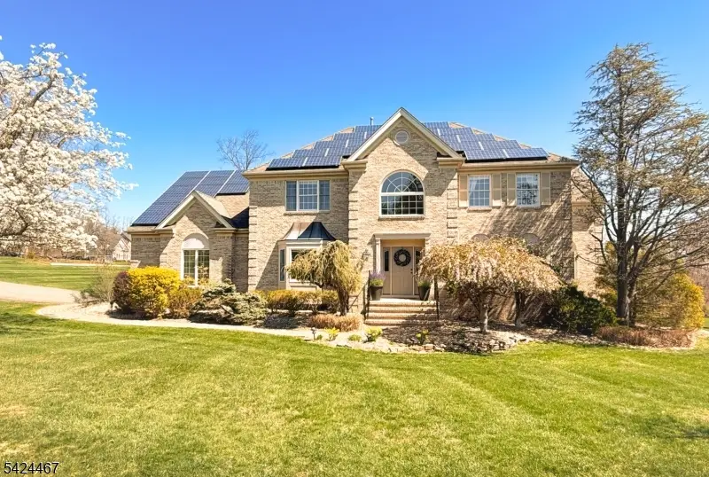 2 Moonlight Trl, Raritan, NJ 08822 - #1