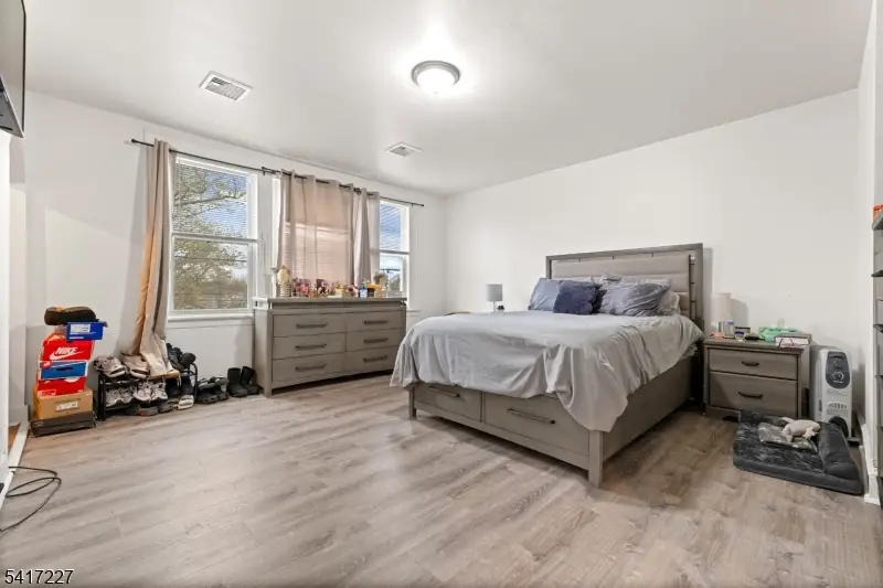 92 S Devine St #2, Newark, NJ 07106 - #1