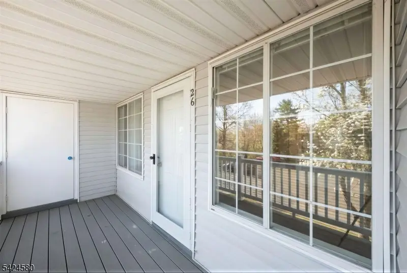 26 Larkspur Ct #26, The Hills, NJ 07921 - #2