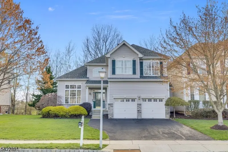 33 Pony Ln, Raritan, NJ 08822 - #1