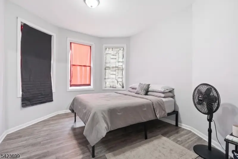 647 S 19th St, Newark, NJ 07103 - #2