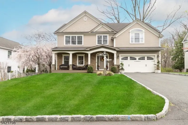 29 Sunnywood Dr, Westfield, NJ 07090 - #1