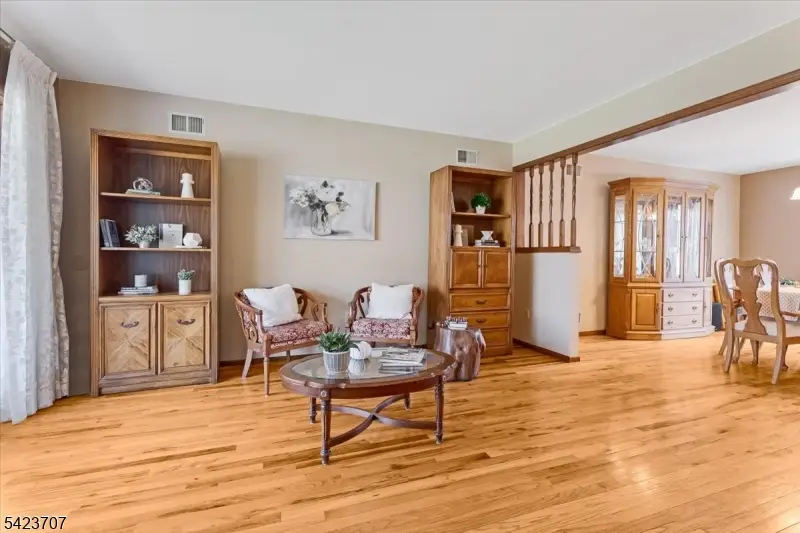 5 Liberty Ct, Garwood, NJ 07027 - #3