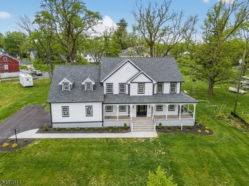 105 Woodfern Rd, Neshanic Station, NJ 08853 - #2