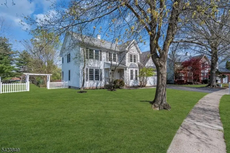 64 Bradley Ln, Bradley Gardens, NJ 08807 - #2