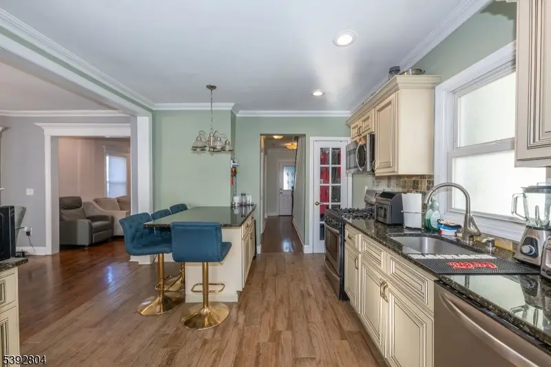 807 Jaques Ave, Rahway, NJ 07065 - #3