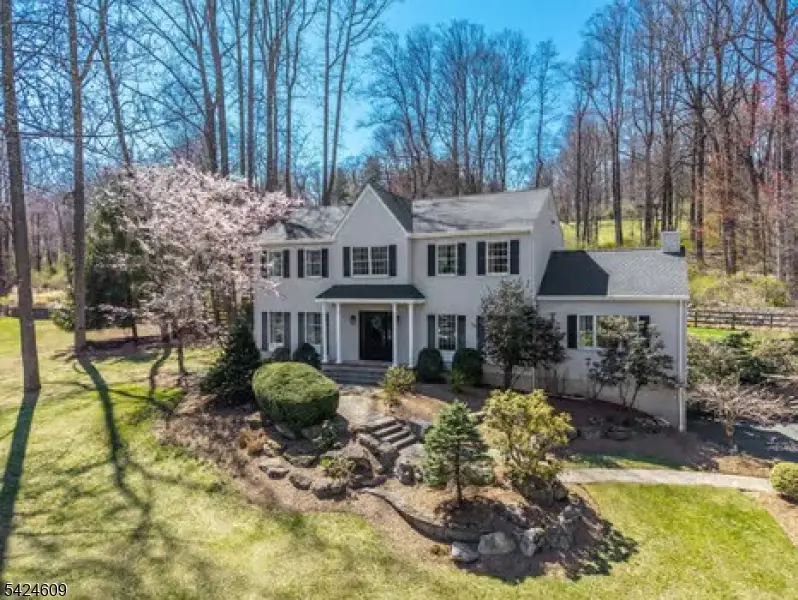 11 Devonald Dr, Bethlehem, NJ 08802 - #1