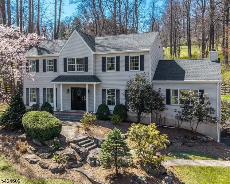 11 Devonald Dr, Bethlehem, NJ 08802 - #2