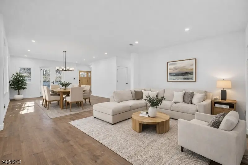 16 Valley View Dr, White Meadow Lake, NJ 07866 - #2