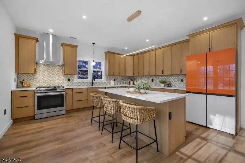 16 Valley View Dr, White Meadow Lake, NJ 07866 - #3