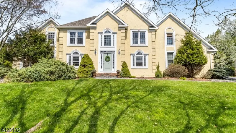 13 Wilson Way, Raritan, NJ 08551 - #2