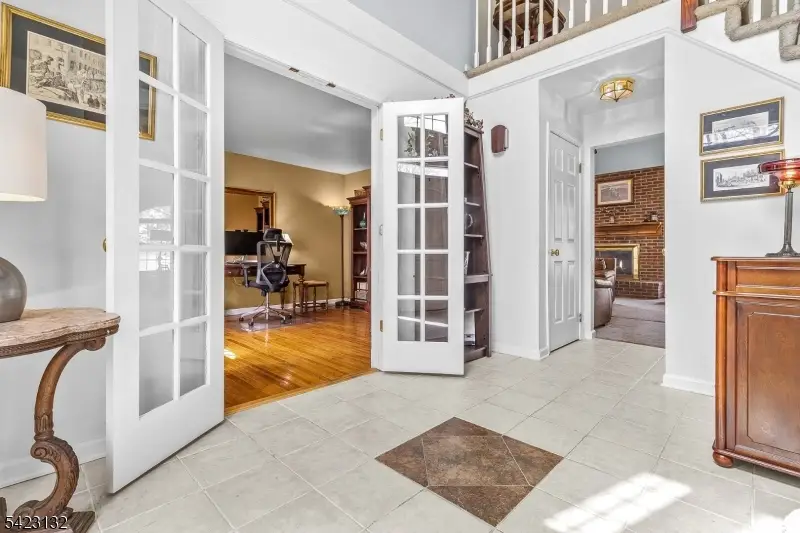 13 Wilson Way, Raritan, NJ 08551 - #3