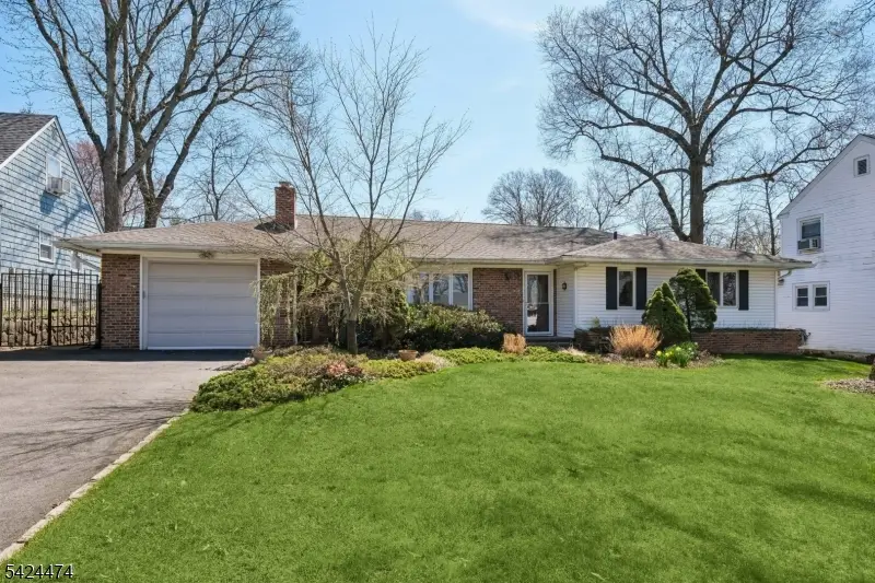 40 Birchwood Ave, West Orange, NJ 07052 - #2