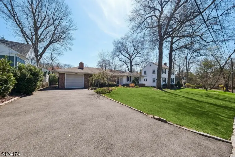 40 Birchwood Ave, West Orange, NJ 07052 - #3