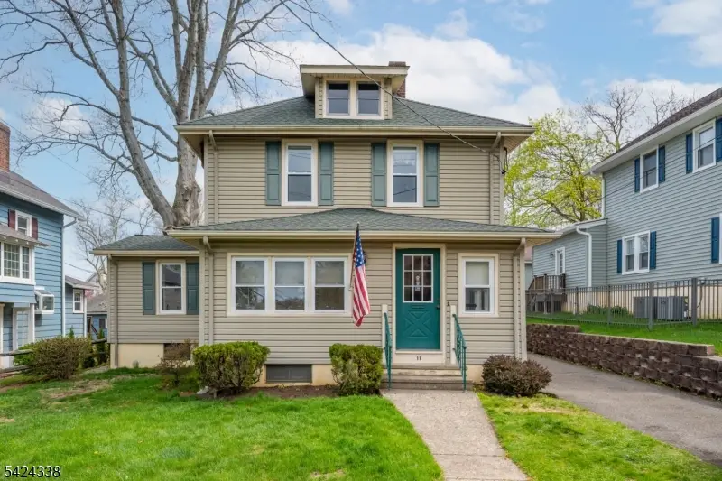 11 Oak Grove Rd, Caldwell, NJ 07006 - #1