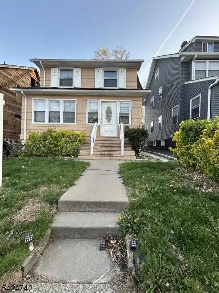 39 Wayne Ave, East Orange, NJ 07036 - #2