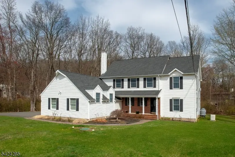 28 Weldon Rd, Lake Hopatcong, NJ 07849 - #2