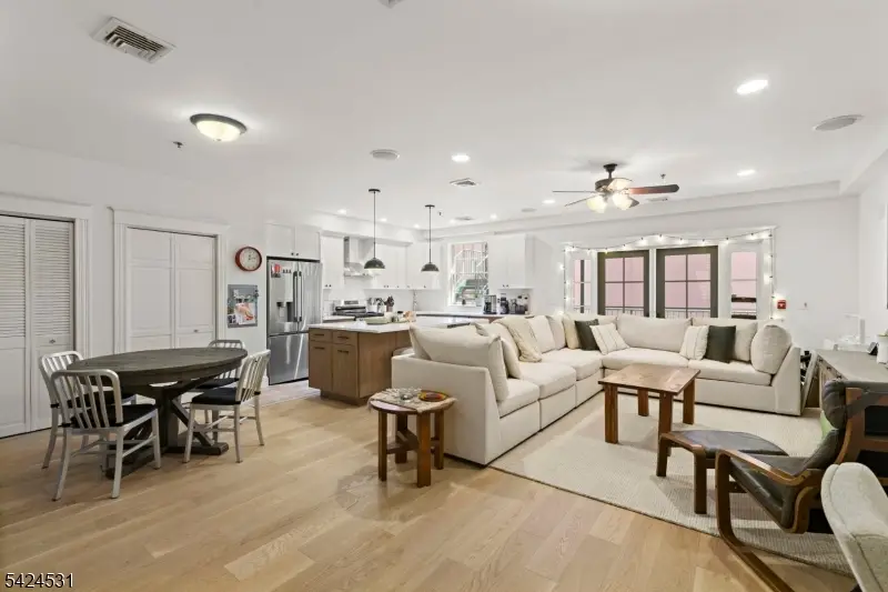 315 Grand St #3, Hoboken, NJ 07030 - #2