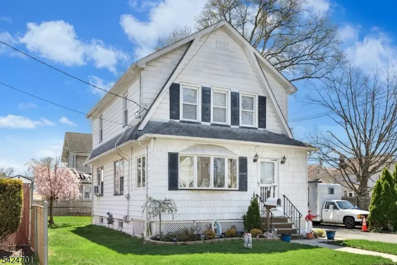 60 W Roselle Ave, Roselle Park, NJ 07204 - #2