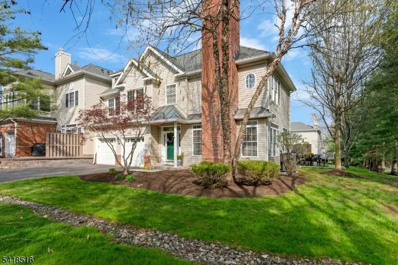 18 Loft Dr, Martinsville, NJ 08836 - #2