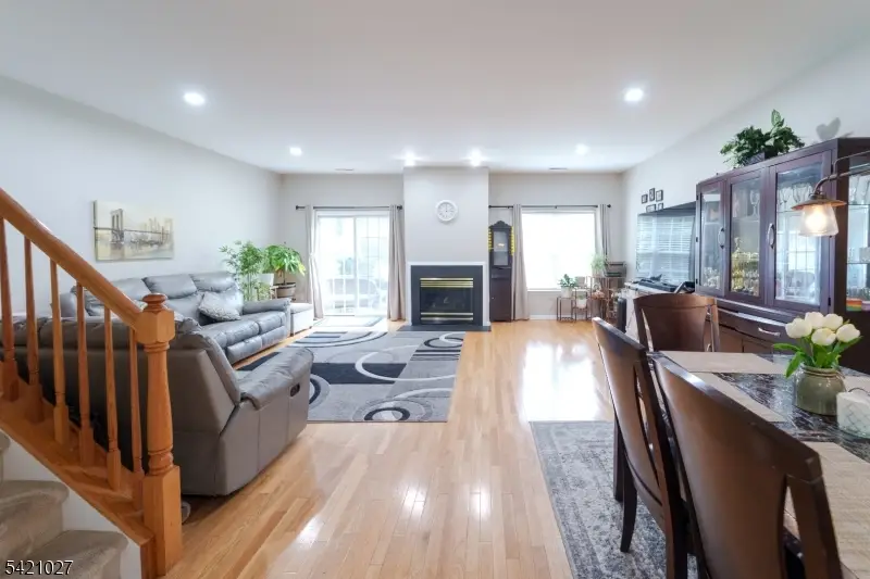 32 Windsor Dr, Lincoln Park, NJ 07035 - #3