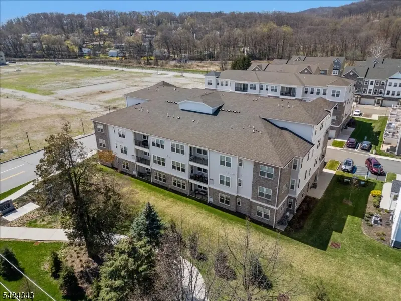 11 Veterans Way #111, Parsippany Troy Hills, NJ 07950 - #3