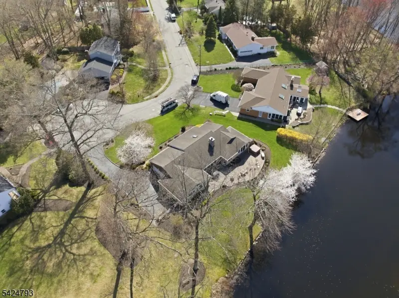 11 Dells Dr, Denville, NJ 07834 - #2