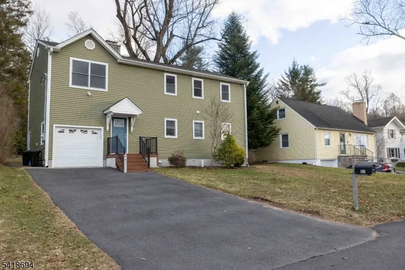 31 Lakeview Rd, Lake Mohawk, NJ 07871 - #2