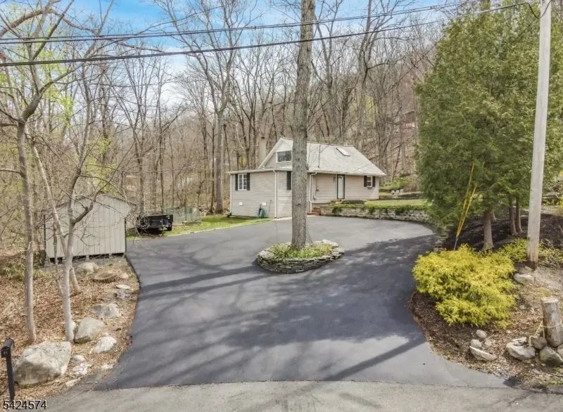 23 Old Woodland Trl, Oak Ridge, NJ 07438 - #1