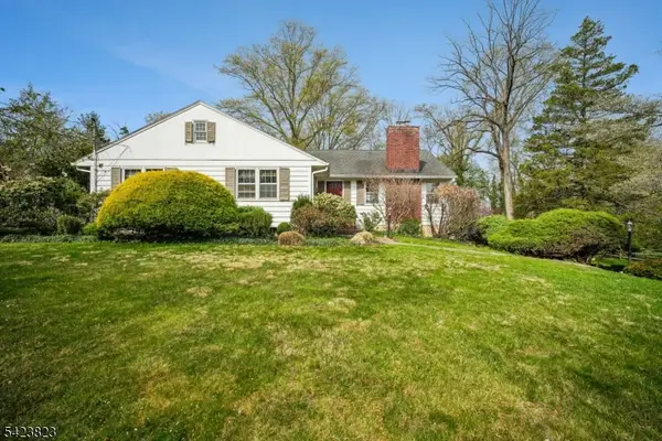 56 E Rayburn Rd, Long Hill Twp., NJ 07945