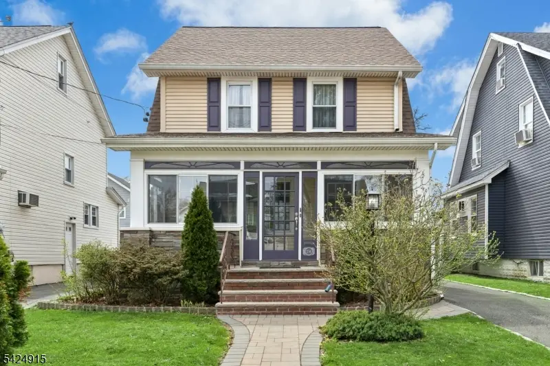 214 E Lincoln Ave, Roselle Park, NJ 07204 - #1