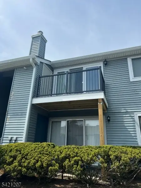 26 Beaconsfield Pl, Franklin, NJ 08873 - #1