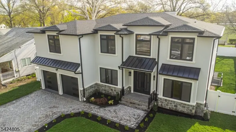 722 Erie Rd, Paramus, NJ 07652 - #2