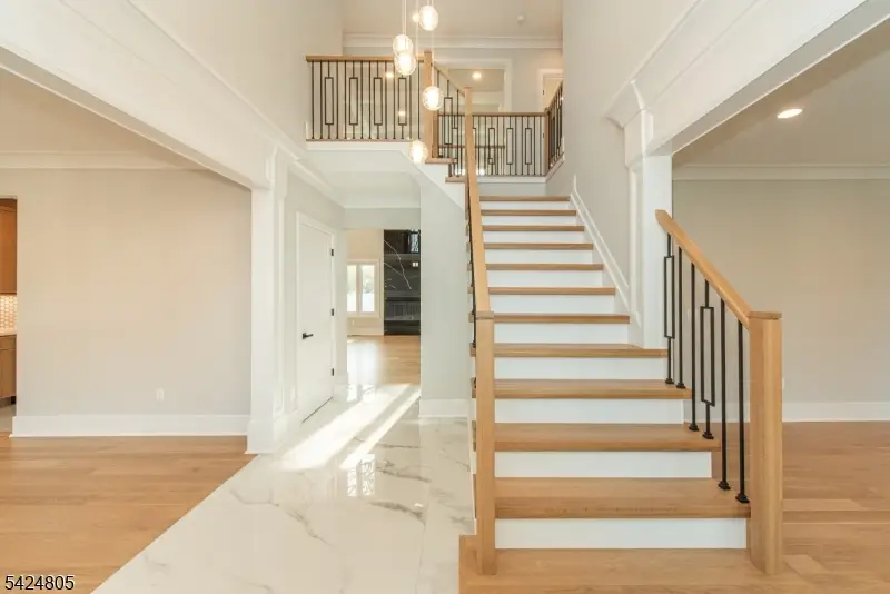 722 Erie Rd, Paramus, NJ 07652 - #3